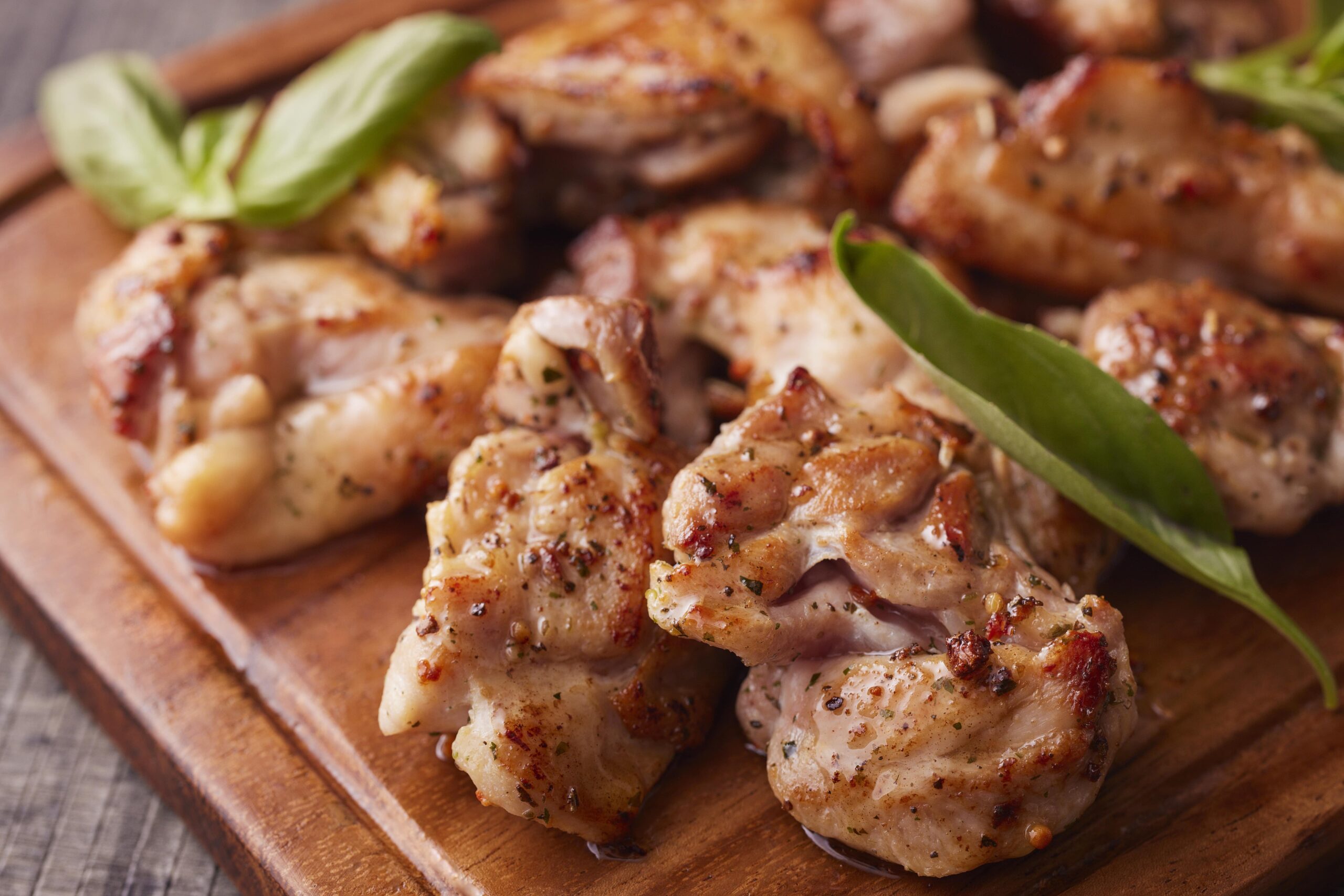 国産　鶏バジル